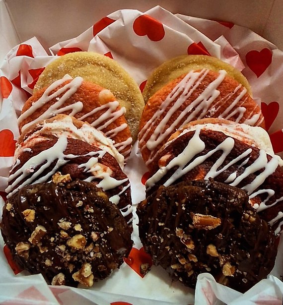 Large Box Vday Cookies